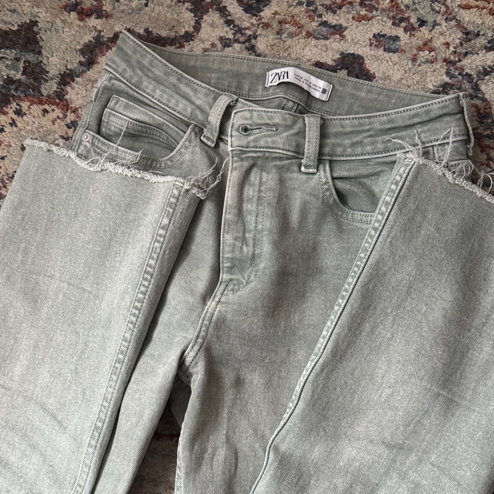 Zara Women's High Rise Vintage Mint Gray/Green Jeans